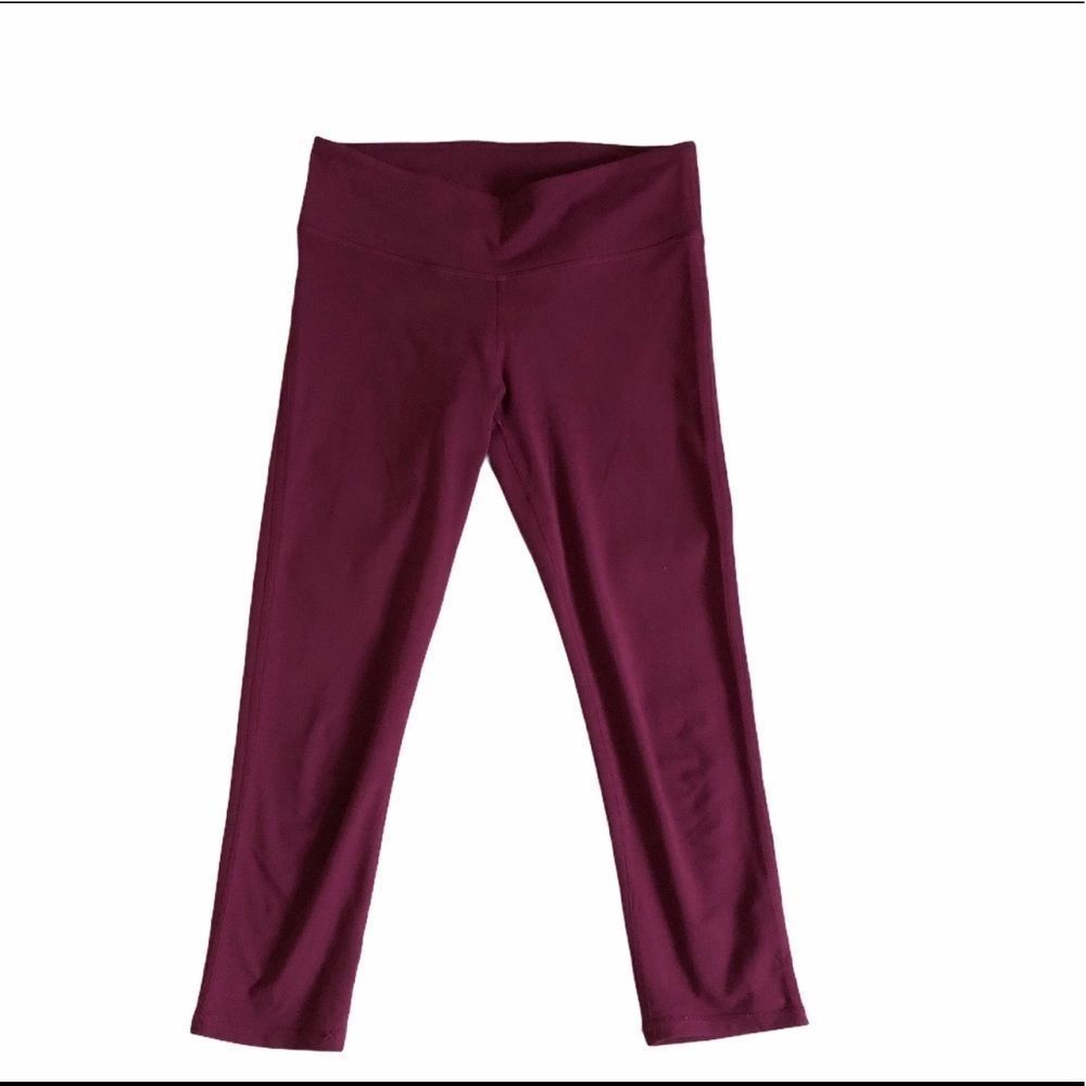 Fabletics Burgundy Capri Leggings